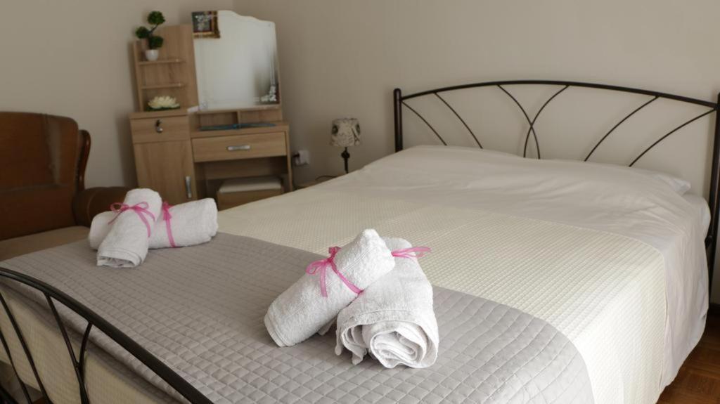 Mary Kavala Apartment ภายนอก รูปภาพ