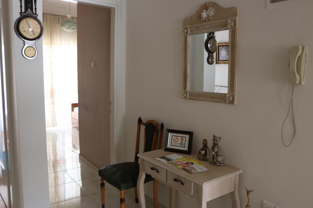 Mary Kavala Apartment ภายนอก รูปภาพ